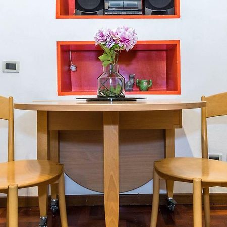 Altido Colorful Studio For 2 Close To Sforzesco Castle Milano Esterno foto