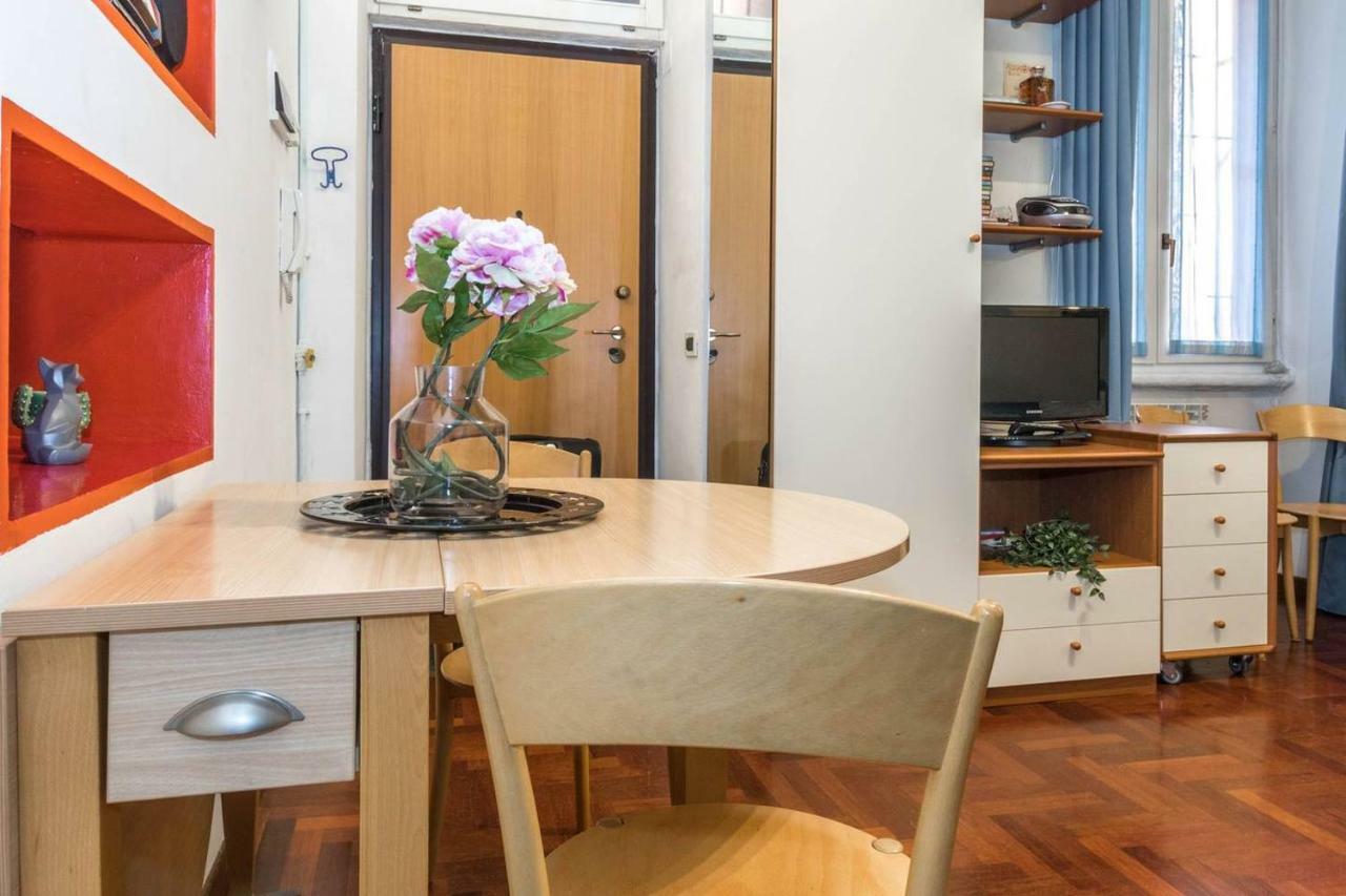 Altido Colorful Studio For 2 Close To Sforzesco Castle Milano Esterno foto